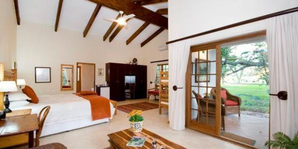 Lupus Den Country House B&B Sunland エクステリア 写真
